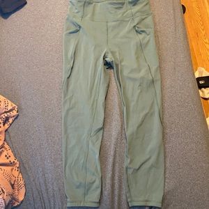 Lululemon cropped leggings